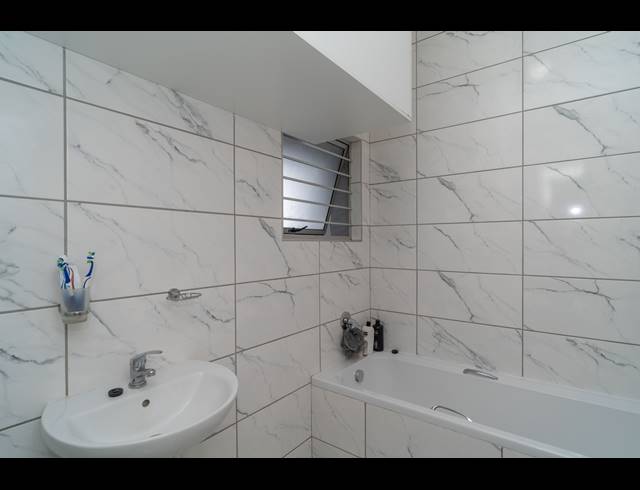 2 BEDROOM FLAT FOR SALE IN MUSGRAVE